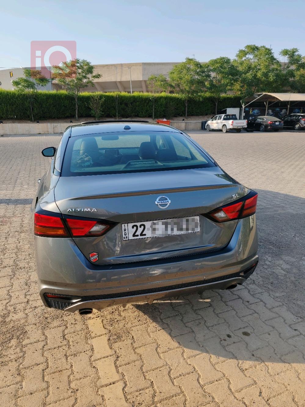 Nissan Altima